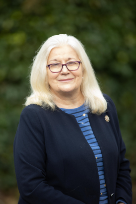 Cllr Lynne Ayres 